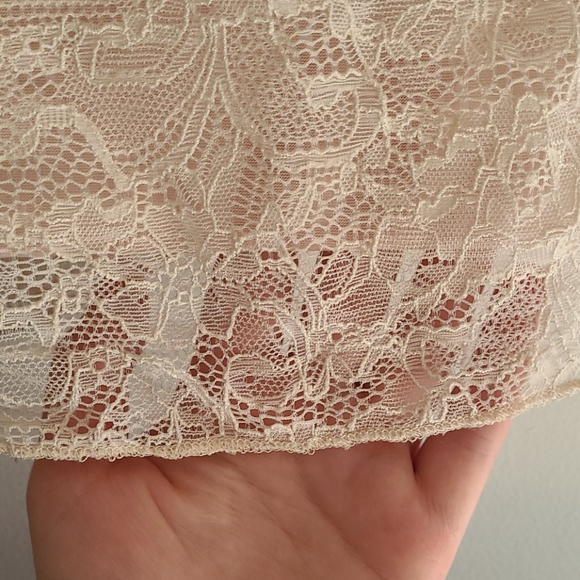 Pink lace cami - Picture 3 of 3